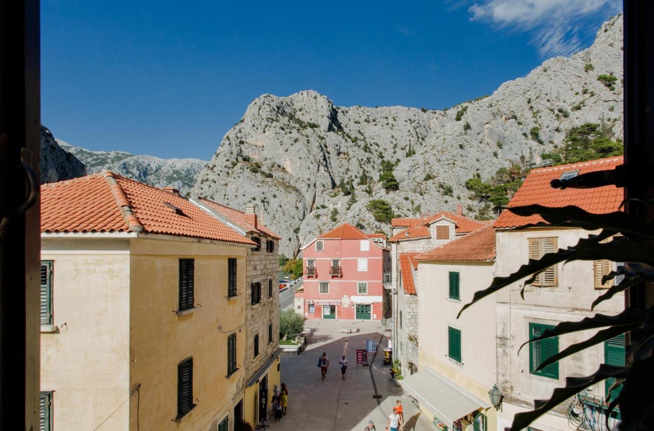 Inn By The River Omiš Екстериор снимка